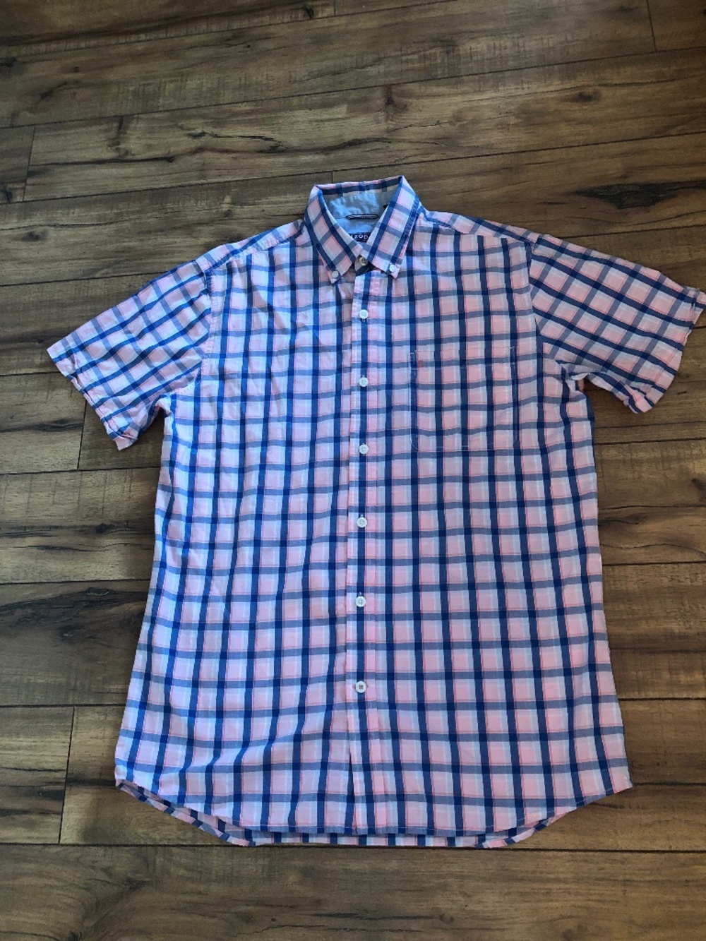 Izod Mens Plaid Sleeved Shirt size M button down One Front Pocket
